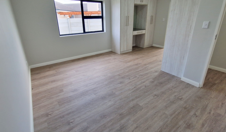 3 Bedroom Property for Sale in Paradise Beach Eastern Cape